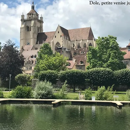 L'oreline Au Coeur De La Region Des Lacs Du Jura Tatil Evi Pont-de-Poitte
